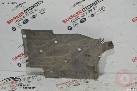 BMW 3 SERİSİ 3 F30 F31 F80 ORTA/ORTA ALT TEPSİ KAPAĞI SAĞ