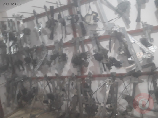 peugoet 106 çıkma cam krikosu