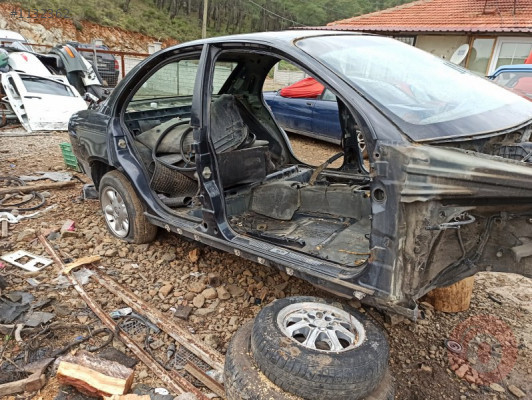 OPEL OMEGA B YAKIT DEPOSU