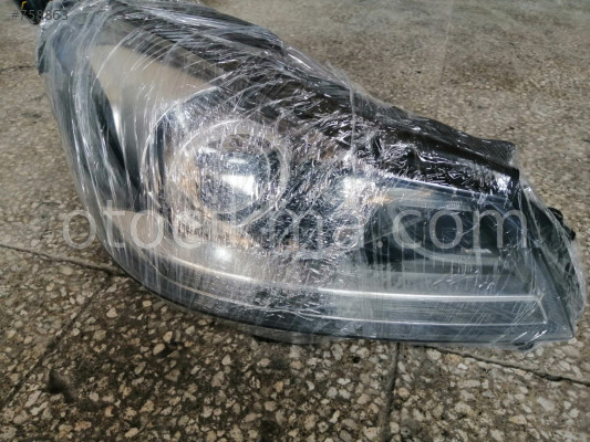 Mercedes c200 ön sağ far hatasız