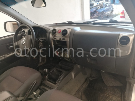 İsuzu Dmax Dolu torpido hatasız orjinal çıkma