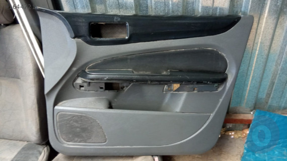 FORD FOCUS SAĞ ÖN KAPI DÖŞEMESİ.2004-2011..4M51-A23942-C
