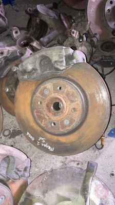 Renault Megane 2 taşıyıcı fren merkezi