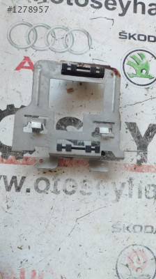 1T0906216L vw caddy konfor modülü bağlantı demiri