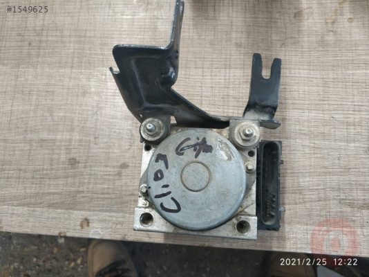 Renault Clio 3 çıkma orjinal hatasız ABS beyni