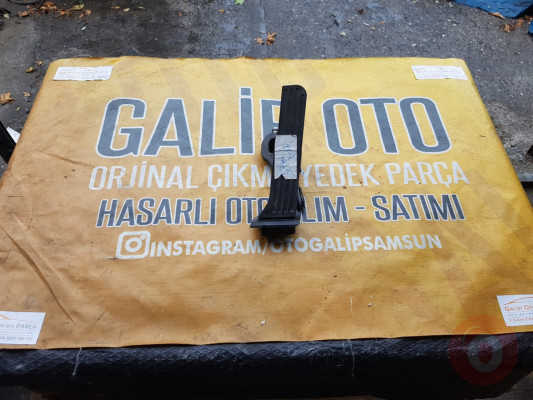 Volkswagen Jetta Gaz Pedalı Hatasız Orjinal Çıkma