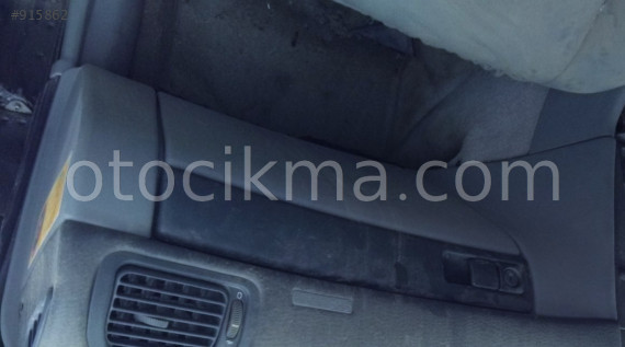 1996  VOLVO S40 ORİJİNAL TORPİDO KAPAĞI.