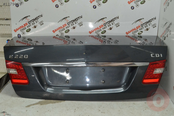 MERCEDES E SERİSİ E220 A212 W212 ARKA BAGAJ KAPAĞI