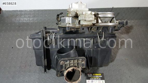 AUDİ 100 4 SİLİNDİR BENZİN DAĞITICISI SÖKME