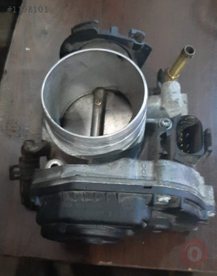 volkswagen bora 2.0 çıkma gaz kelebeği