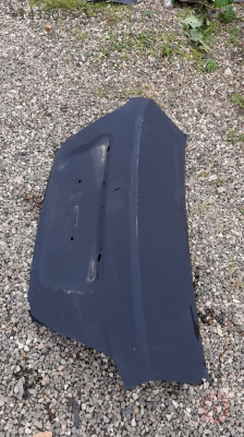 chevrolet aveo sedan sıfır ithal ufak hasarlı bagaj kapağı