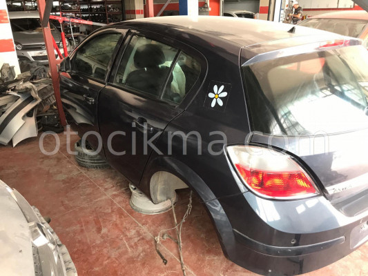 Opel j kasa sedan hecbek  kesme tavan siyah hatasız