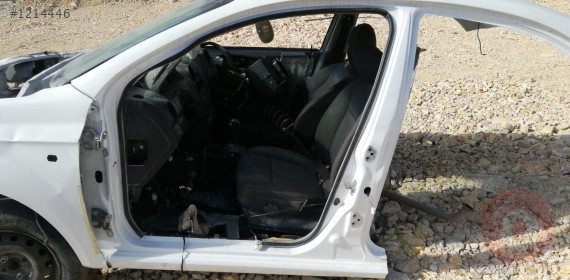 chevrolet aveo sedan çıkma ön koltuklar.