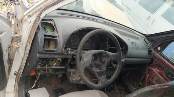 1999 peugeot partner 1.4 benzinli çıkma göğüslük torpido