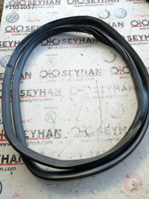 1P0867365B seat leon 2010 sağ ön kapı lastiği fitili