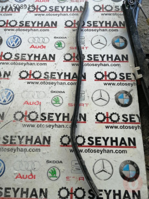 8P4837671 audi a3 2008 sol ön kapı iç panel lastiği