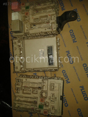 2007-2012 TOYOTA COROLLA HATASIZ SİGORTA TABLASI.