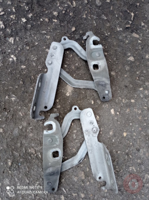 FORD FİESTA KAPUT MENTEŞESİ ORJİNAL CİKMA