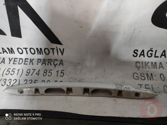 OEM;87370-22300 HYUNDAİ ACCENT 96-00 ÇIKMA  BAĞAJ PLAKA ÇİTA