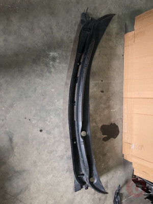 Hyundai blue ön cam ızgarası