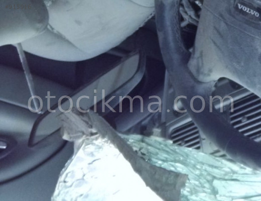 1996  VOLVO S40 ORİJİNAL İÇ DİKİZ AYNASI.