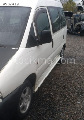 2002 model fiat scudo 1.9 dizel çıkma sol yan panel