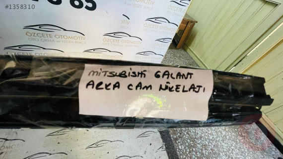 MİTSUBUSHİ GALANT ARKA CAM NİKELAJI ORİJİNAL ÇIKMA