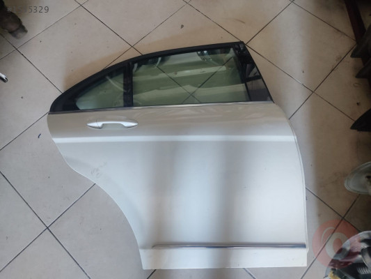 MERCEDES C CLASS SAĞ ARKA KAPI