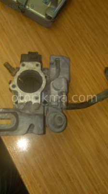 Toyoto cresida 2.0 16v 6 bogaz gaz kelebegi