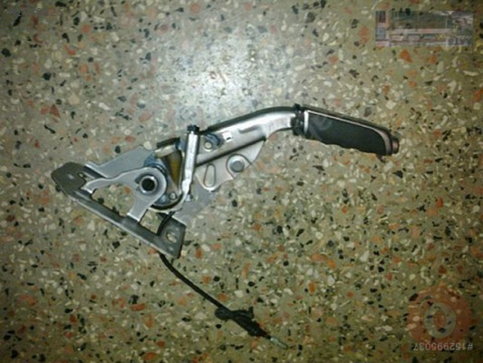FORD FOCUS VE C MAX 2005-2011 MODEL ARASI EL FREN TABANCASI