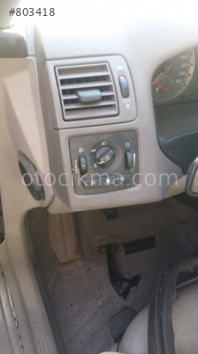 2005 VOLVO V50 ÇIKMA ÜFELEME PANELİ MEVCUTTUR.