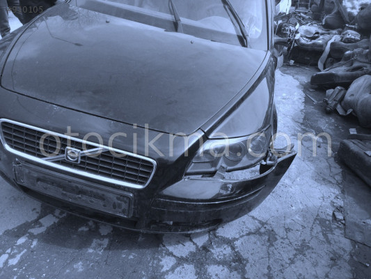 2007 VOLVO S40 ÇIKMA ÖN ÇAMURLUK.