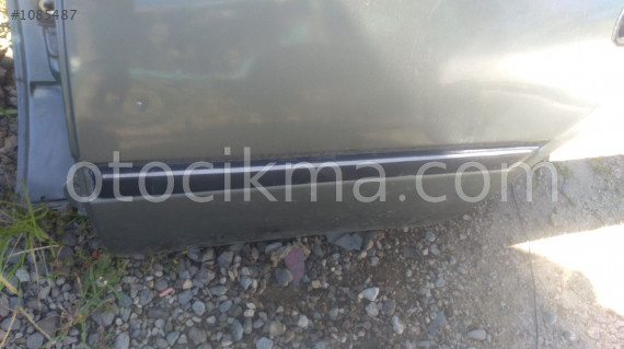 mazda e2200 sol arka kapı bandı