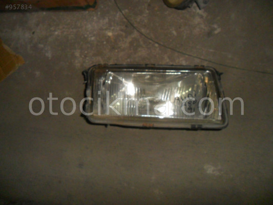 AUDİ SAĞ ÖN FAR AUDI A80 91