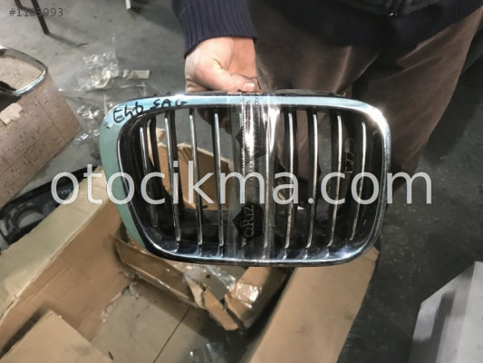 E46 MAKYAJLI SAĞ BÖBREK BMW ORJİNAL ÇIKMA PARÇA