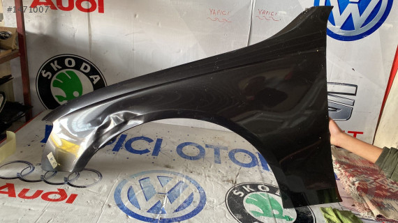 2011 AUDİ A4 SOL ÖN ÇAMURLUK ORJ ÇIKMA