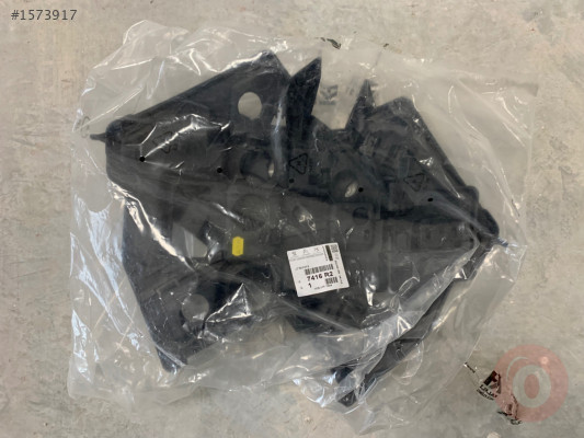 PEUGEOT 5008 SIFIR ORJİNAL ÖN TAMPON BAĞLANTI AYAĞI 7416R2