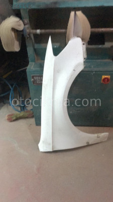 AUDİ A3 SAG ÇAMURLUK