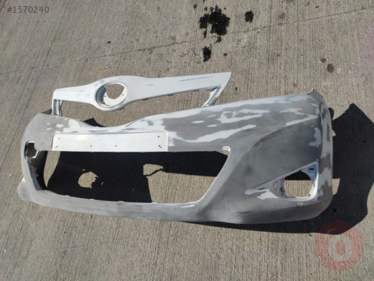 Toyota Yaris Ön Tampon Beyaz