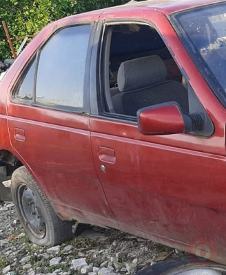1993 model peugeot 405 çıkma sağ takım kapı