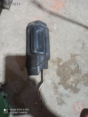 721843642A Volkswagen Transporter İç Kapı Kolu 721843642A OE