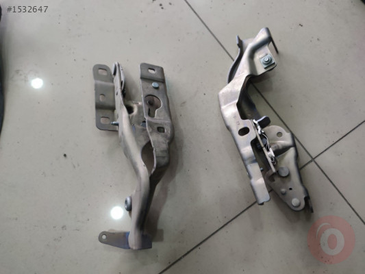 Mercedes A W176 Sağ Sol Kapt Menteşe A1768800428 A1768800328
