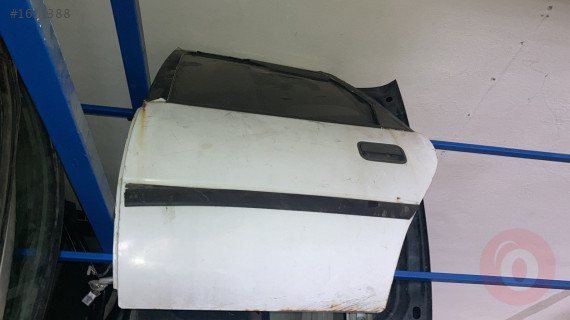 Opel Vectra A sol arka kapı