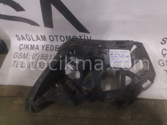 RENAULT SCENİC 09-16 ÖN TAMPON SAĞ FAR TUTUCU OEM; 269116259