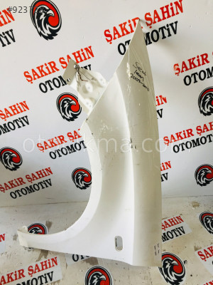 seat leon ön çamurluk çıkma