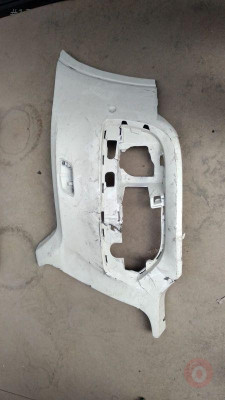 AUDI Q3 2012 2015 ÖN TAMPON SOL 8U0807437B