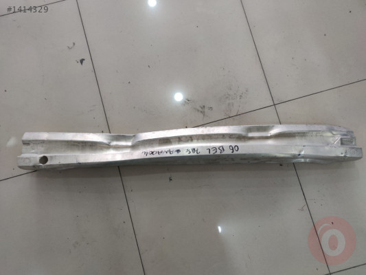 Audi Q5 Arka Tampon Demiri