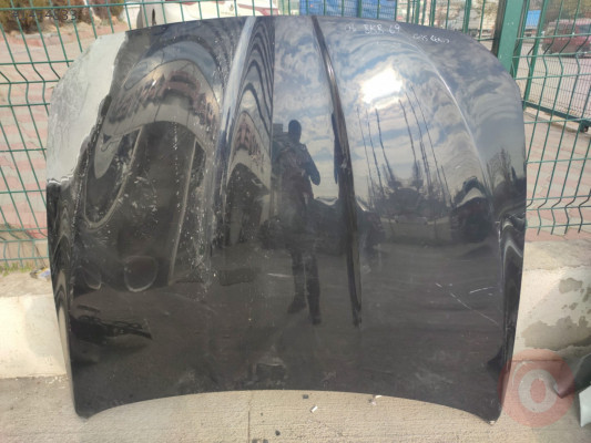 BMW 5 Serisi F10 Ön Kaput Siyah