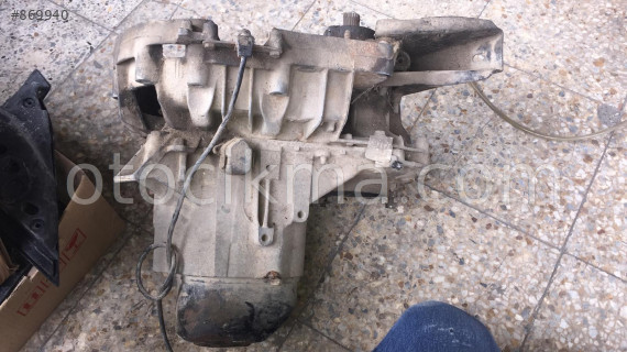 renault renault 19 şanzıman EYÜPCAN OTO ÇIKMA'DA