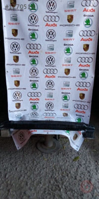 VOLKSWAGEN PASSAT ARKA TAMPON DEMİRİ 2020